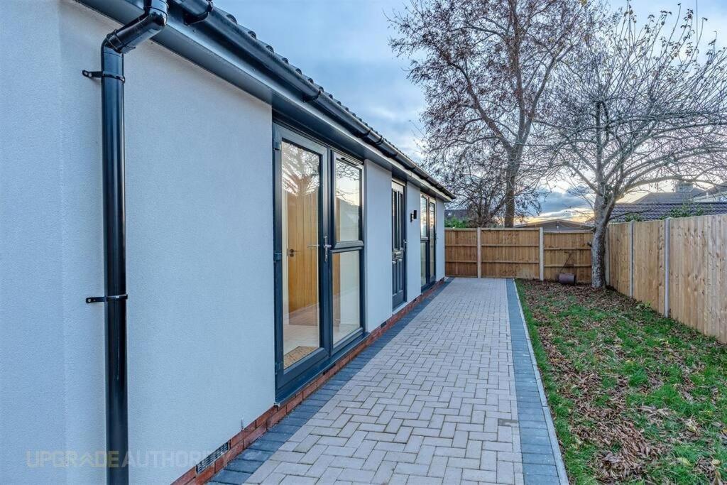 Balloon Residence: Modern Serviced Accomodation Bristol Eksteriør billede